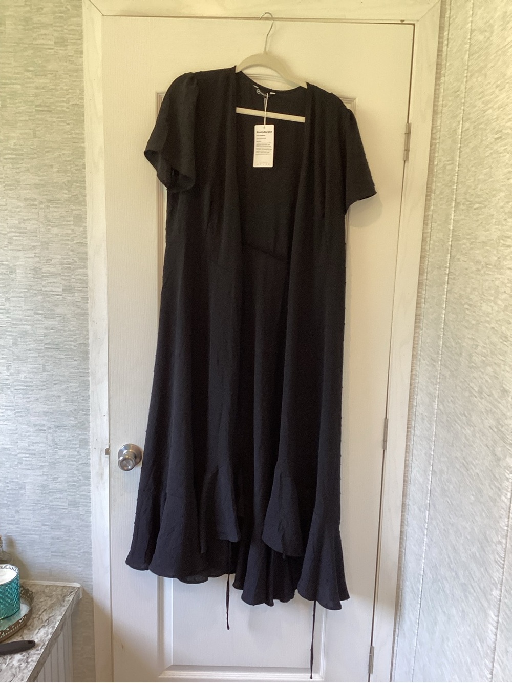 Pretty Garden Black Women's Maxi Dress with Short Sleeves and Ruffle Hem L BNWT